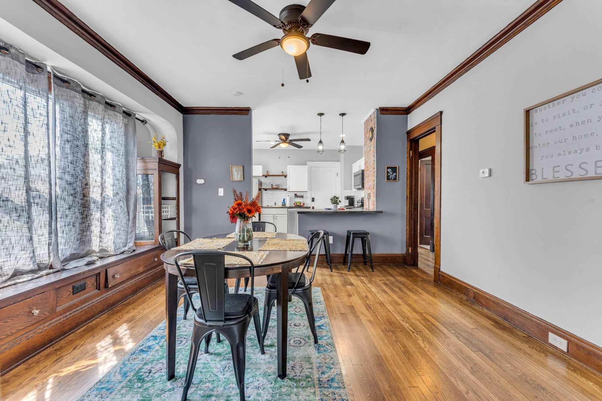 Beautifully Remodeled Duplex Apt In West Blvd Κλίβελαντ Εξωτερικό φωτογραφία