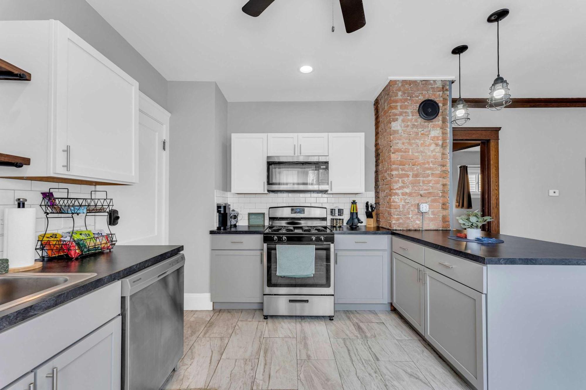 Beautifully Remodeled Duplex Apt In West Blvd Κλίβελαντ Εξωτερικό φωτογραφία